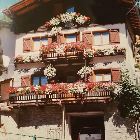 Piccola Residenza Appartement Champoluc Buitenkant foto