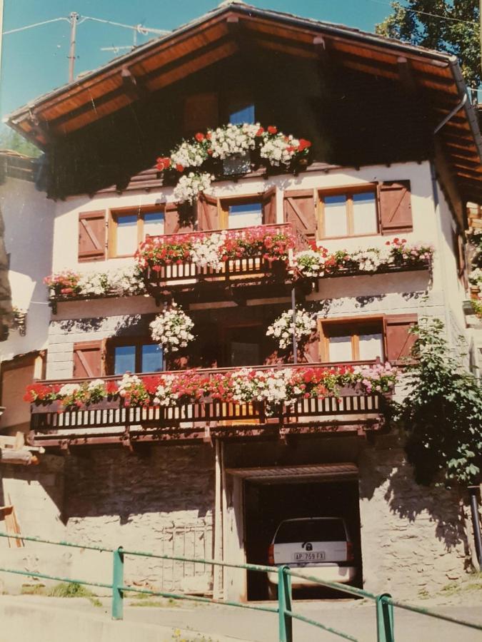 Piccola Residenza Appartement Champoluc Buitenkant foto