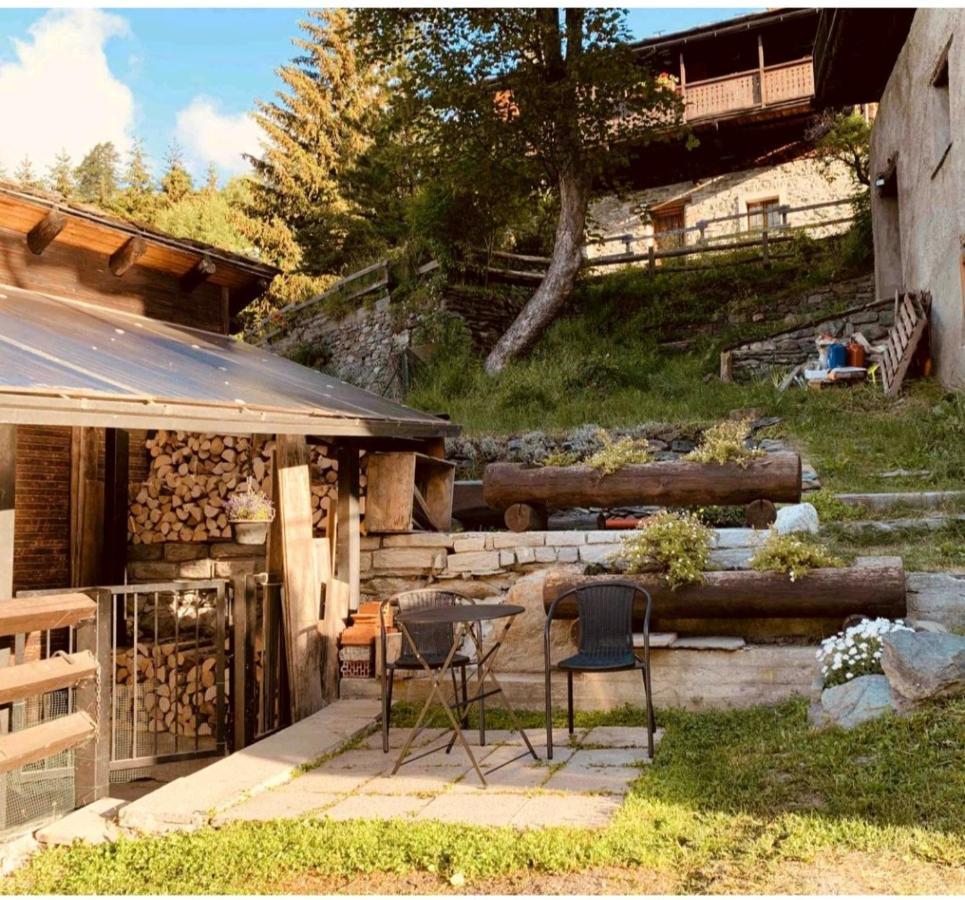 Piccola Residenza Appartement Champoluc Buitenkant foto